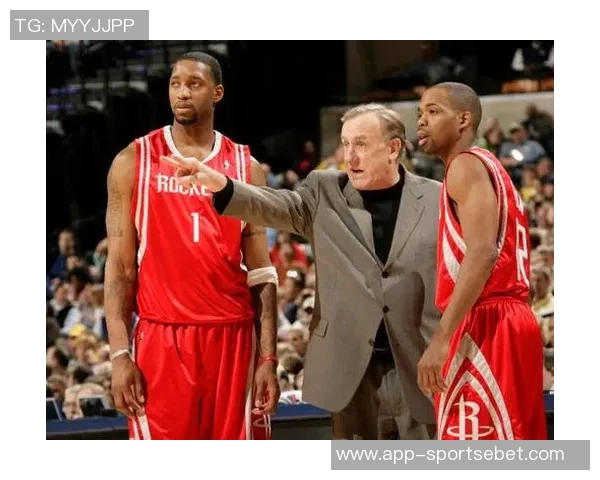 阿德尔曼赞戈登投篮冷静特质见证其蜕变令人感动 阿德尔曼赞戈登投篮冷静特质见证其蜕变令人感动