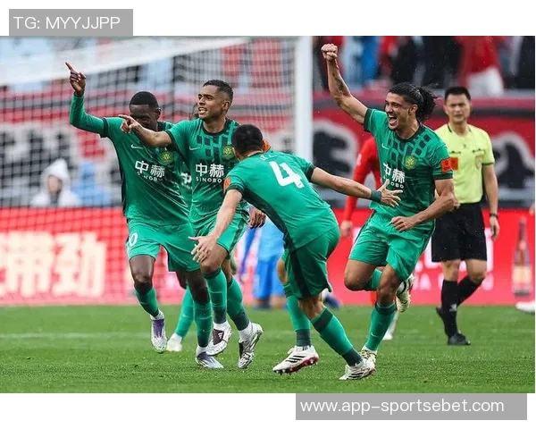 中超9队遭重罚海港在罚分名单中年青球队未受影响